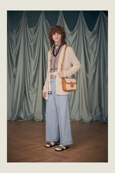 Look 140